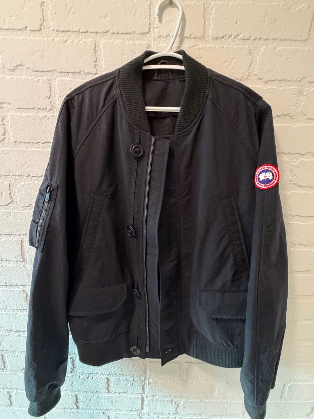 Canada Goose 2400M Bomber Jacket in Black Size Large